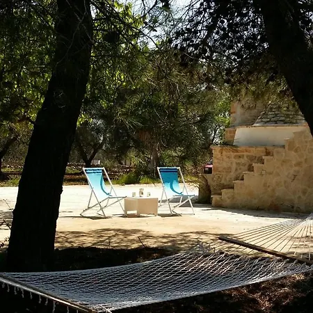 Trullo Apulia سان ميكيلي سالنتينو